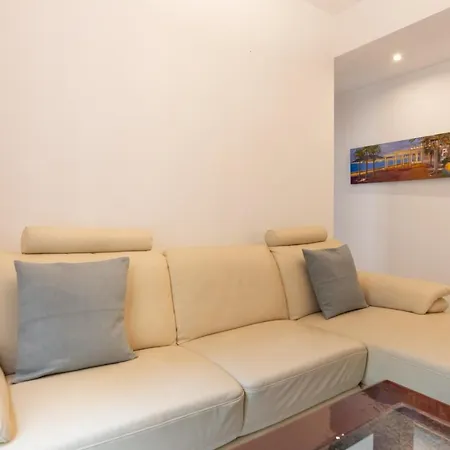 Urbe10 Marin Garcia 2 Bedrooms Malaga
